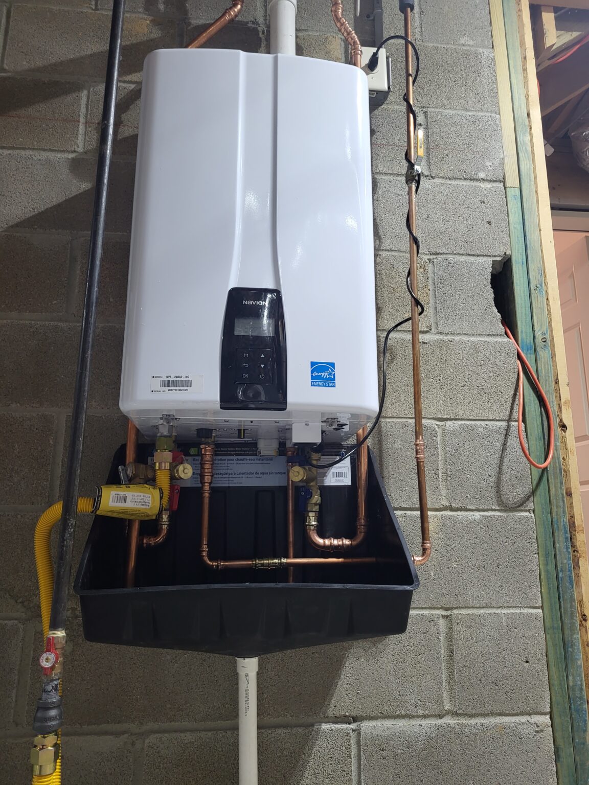 Dixie Plumbing water heater installation